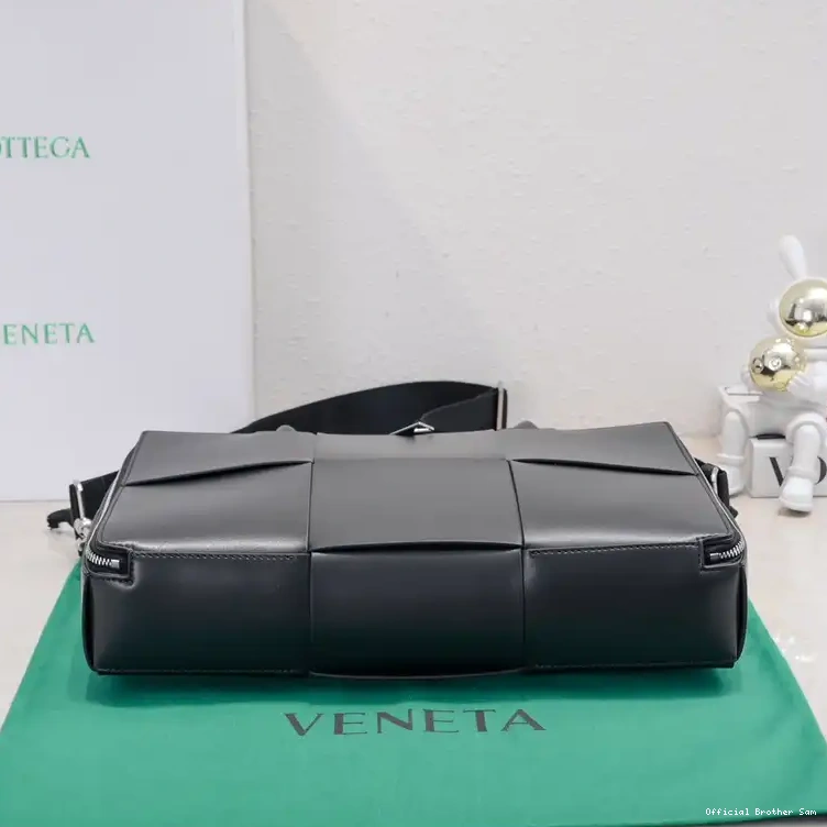 Official Brother Sam Bottega Veneta 2409SF0058 Bags 1014